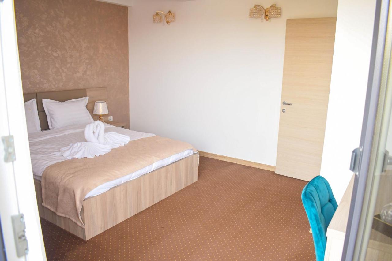 Casa Topaz Mamaia Nord Năvodari Exteriör bild