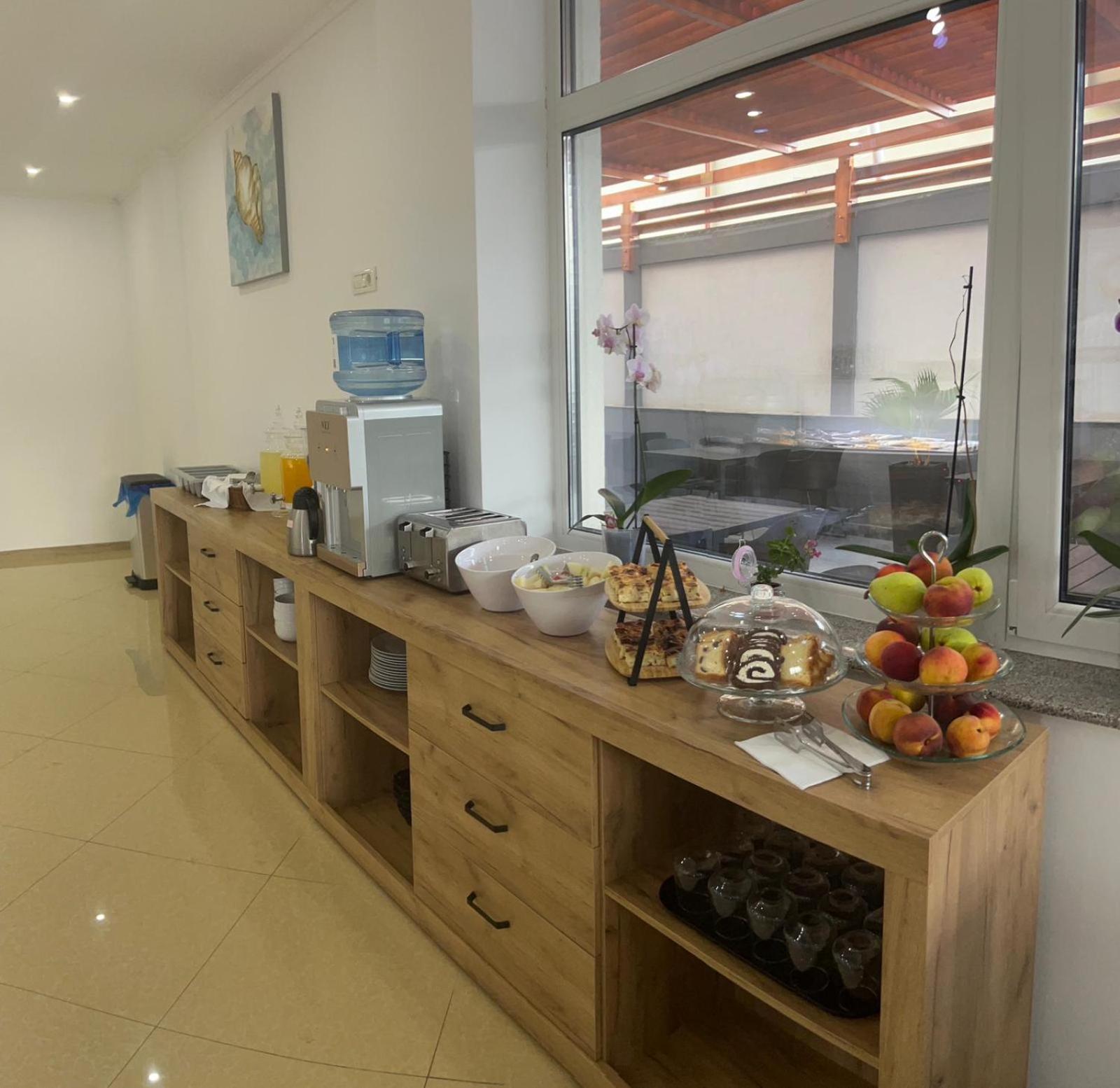 Casa Topaz Mamaia Nord Năvodari Exteriör bild